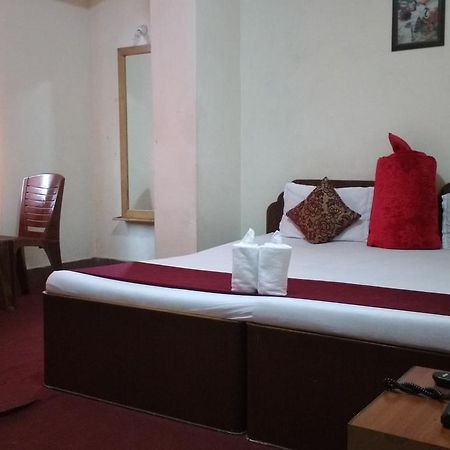 Hotel Pradhan Residency 강토크 외부 사진