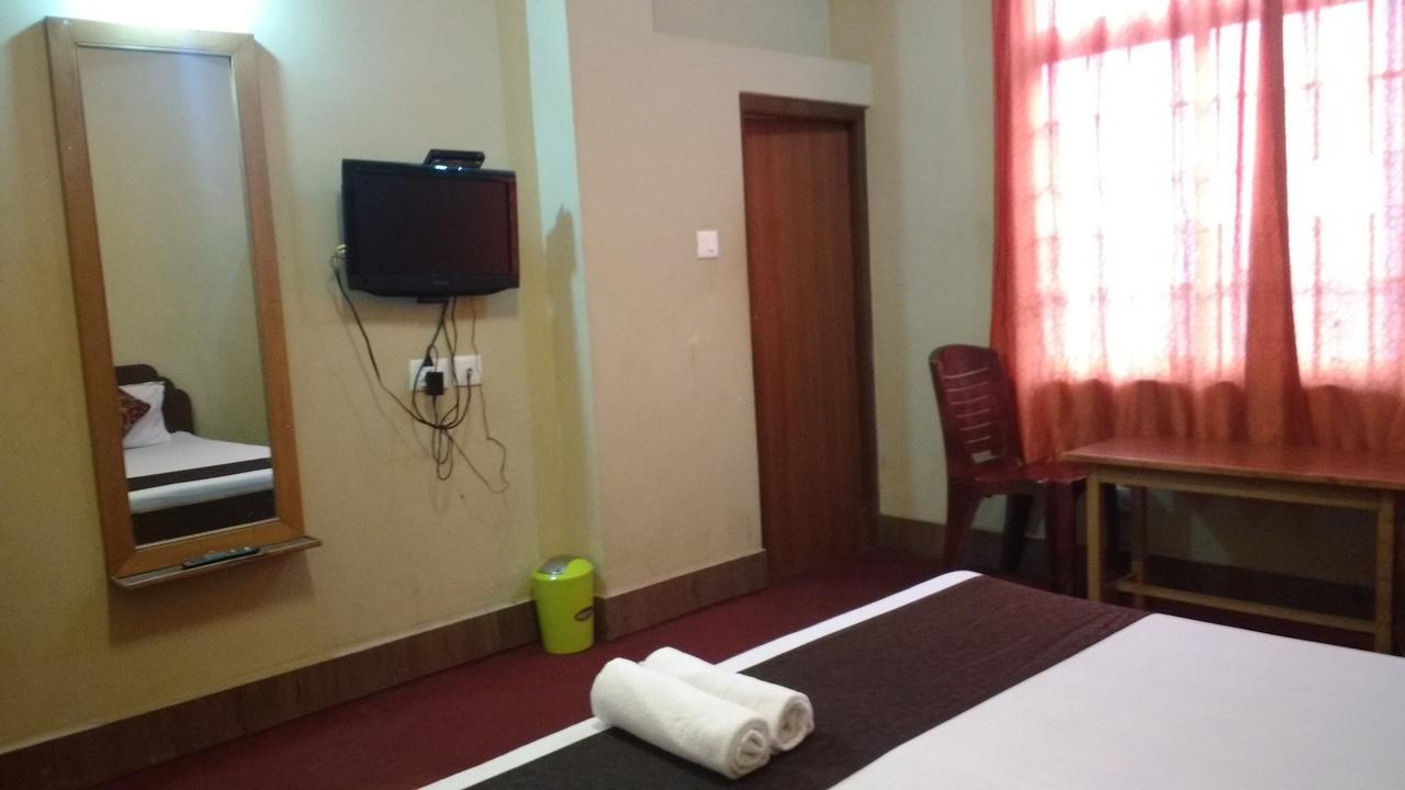 Hotel Pradhan Residency 강토크 외부 사진